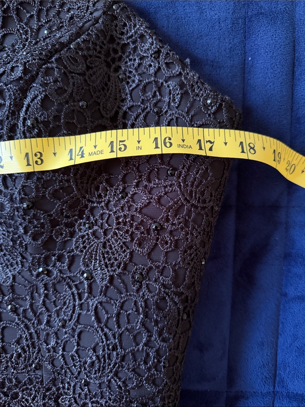 Black Lace Beaded Halter Party Dress Keyhole Back Chiffon Size 6 - Picture 6 of 12